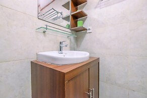 Homey And Minimalist Studio Tamansari The Hive Apartment