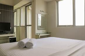 Comfort And Minimalist Studio At Maple Park Sunter Apartment