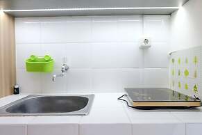 Homey And Comfy 2Br Apartment At Parahyangan Residence