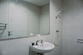 Stunning And Spacious 2Br Green Bay Condominium Apartment