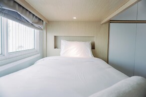 Stunning And Spacious 2Br Green Bay Condominium Apartment