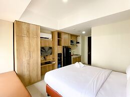 Studio Nice And Homey Studio At Pollux Chadstone Apartment