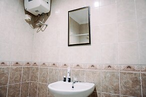 Elegant And Comfortable 2Br Puri Garden Apartment