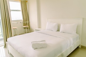 Comfort And Homey Studio At Parkland Avenue Apartment