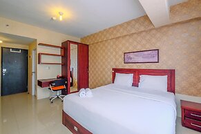 Comfy Studio At Park View Condominium Apartment