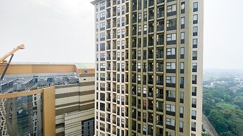 Cozy Living Studio Transpark Cibubur Near Shopping Center Apartment