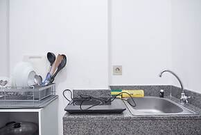 Cozy Living Studio Transpark Cibubur Near Shopping Center Apartment