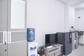 Cozy Living Studio Transpark Cibubur Near Shopping Center Apartment