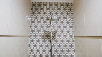 Cozy Living And Best Choice Studio At Bale Hinggil Apartment