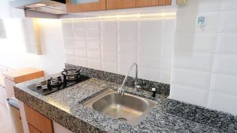 Cozy Living And Best Choice Studio At Bale Hinggil Apartment