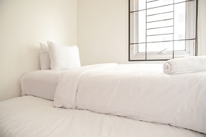 Homey And Warm 2Br At Marina Ancol Apartment