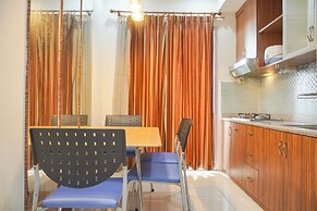 Homey And Warm 2Br At Marina Ancol Apartment