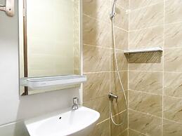 Modern Look And Homey Studio Apartment At Transpark Juanda Bekasi Timu