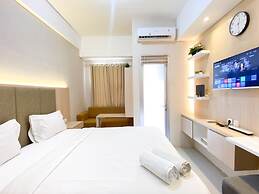 Modern Look And Homey Studio Apartment At Transpark Juanda Bekasi Timu