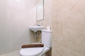 Comfy And Elegant Studio Transpark Cibubur Apartment