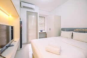 Comfy And Elegant Studio Transpark Cibubur Apartment