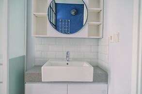 Nice And Cozy Studio At Paddington Heights Apartment