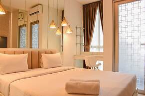 Fancy And Nice Studio At Ciputra World 2 Apartment