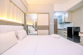 Modern Look Studio Lrt City Sentul - Royal Sentul Park Apartment