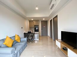 Elegant And Comfortable 1Br Apartment Arumaya Residence