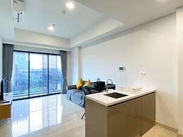 Elegant And Comfortable 1Br Apartment Arumaya Residence