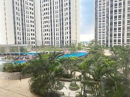 Minimalist Studio Room At Pollux Chadstone Apartment