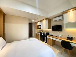 Minimalist Studio Room At Pollux Chadstone Apartment