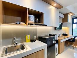 Minimalist Studio Room At Pollux Chadstone Apartment