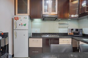 Cozy And Simply Look 2Br At 12Nd Floor Puri Garden Apartment