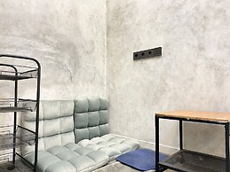 Fully Furnished And Homey Studio Grand Kamala Lagoon Apartment