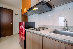 Nice And Comfort 2Br Apartment At Transpark Cibubur