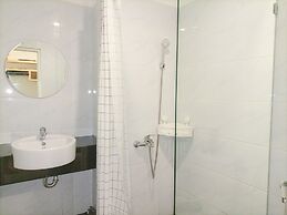 Cozy Stay Studio Room At Altuz Seturan Yogyakarta Apartment