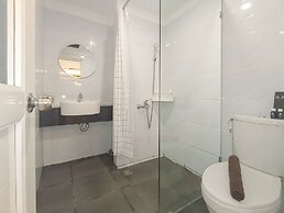 Cozy Stay Studio Room At Altuz Seturan Yogyakarta Apartment