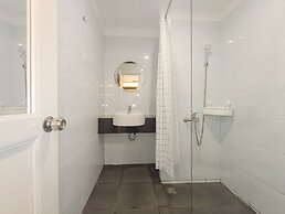 Cozy Stay Studio Room At Altuz Seturan Yogyakarta Apartment