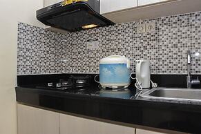 Elegant And Comfy Studio Kebayoran Icon Apartment