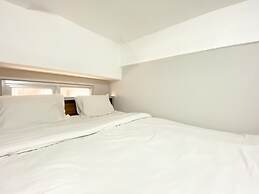 Minimalist And Homey Studio At Transpark Juanda Bekasi Timur Apartment