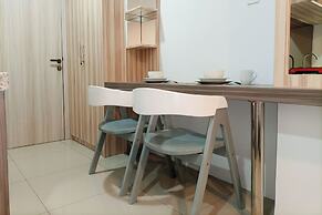 Simply Look And Cozy Studio At De Prima Apartment