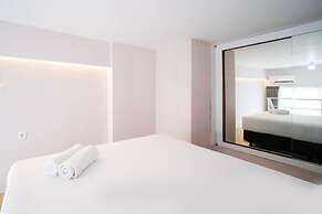 Comfy Studio Loft Connected To Mall At Icon Gresik Apartment