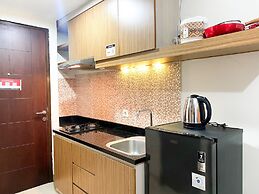 Simply Look Studio At Grand Dhika City Apartment