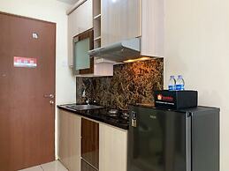 Modern Look And Comfy Studio Tifolia Apartment