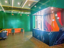 Modern Look And Comfortable Studio Evenciio Margonda Apartment