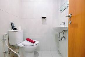 Modern Look And Comfortable Studio Evenciio Margonda Apartment