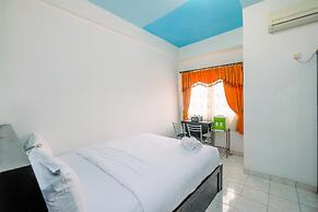 Cozy Living Studio Apartment At Margonda Residence 1