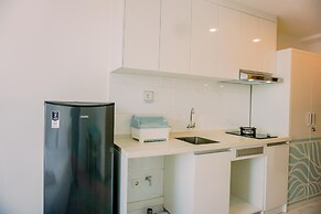 Minimalist And Nice Studio At Sky House Alam Sutera Apartment