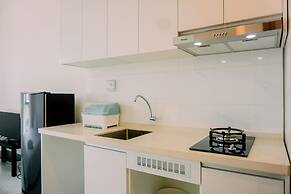 Minimalist And Nice Studio At Sky House Alam Sutera Apartment