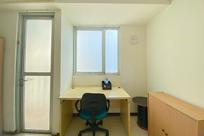 Minimalist And Comfy Studio Room Maple Park Sunter Apartment