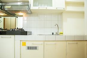 Homey And Cozy Stay Studio At Margonda Residence 2 Apartment