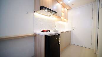 New And Modern Studio At Citraland Vittorio Apartment