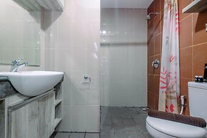 Nice And Comfort 2Br Apartment At Atlanta Residences