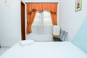 Homey Studio Apartment At Margonda Residence 1